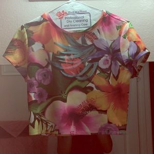 Tropical look crop top